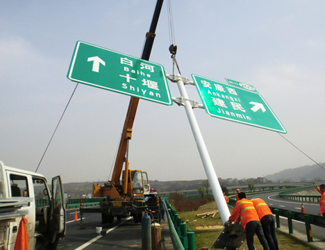 ��(bi��o)�R(sh��)��(bi��o)�ư��b